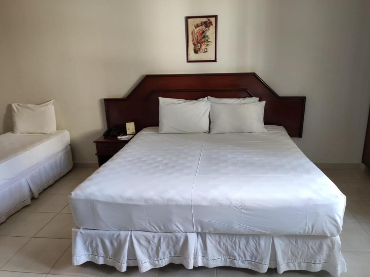 Suite Hot Springs B3 Hoteis Hospedagem - Ate 4 Adultos Caldas Novas Exterior photo